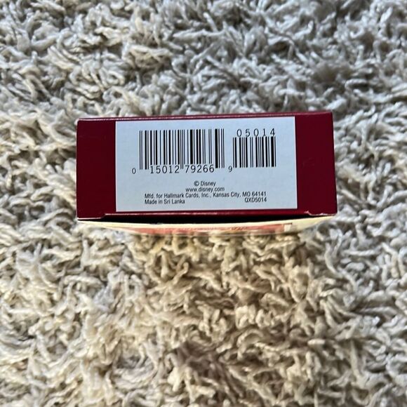 NIB HALLMARK 2004 SNOW SCULPTURE MICKEY MOUSE DISNEY CHRISTMAS KEEPSAKE ORNAMENT - Picture 4 of 8